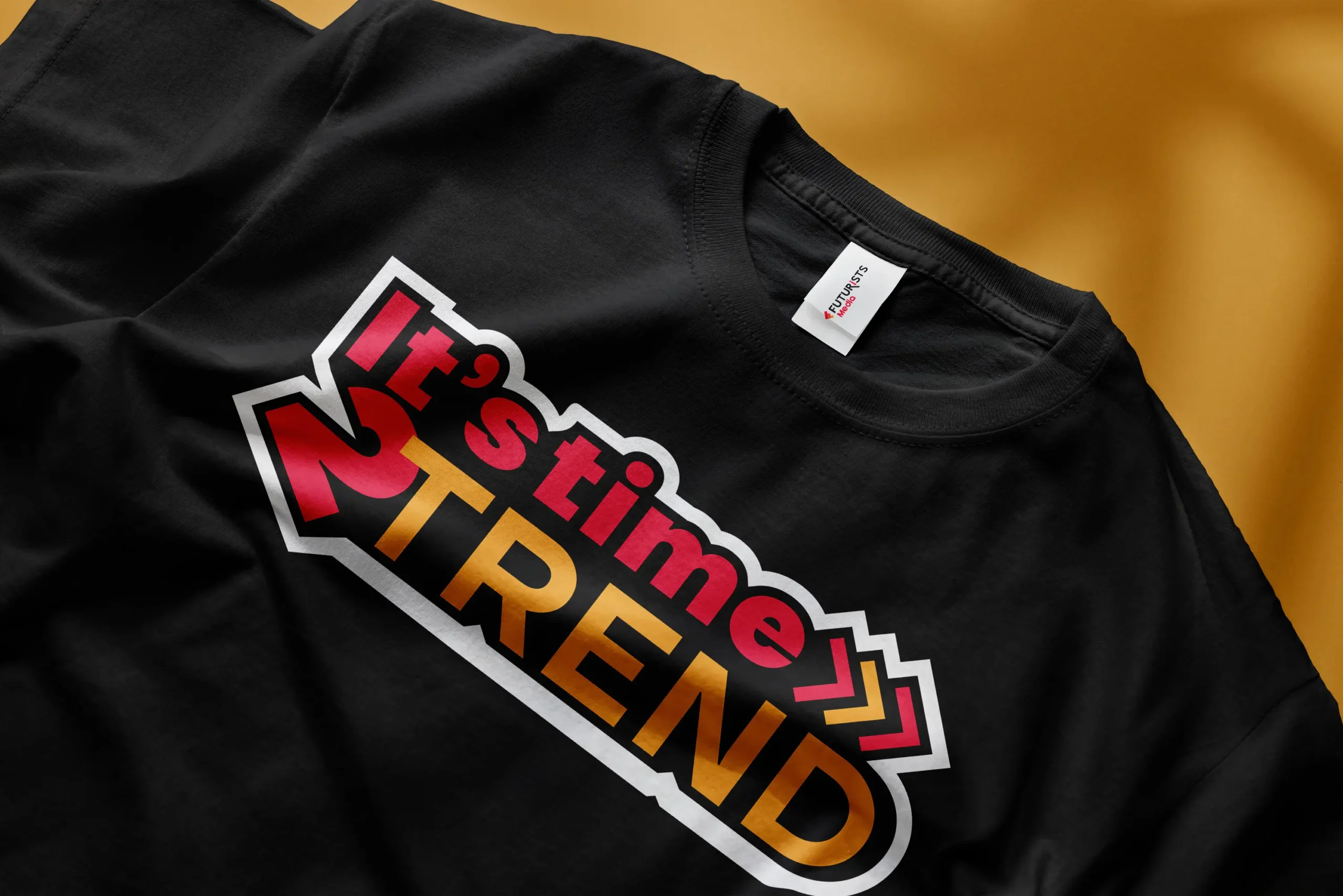 Cropped_T-Shirt_Mockup